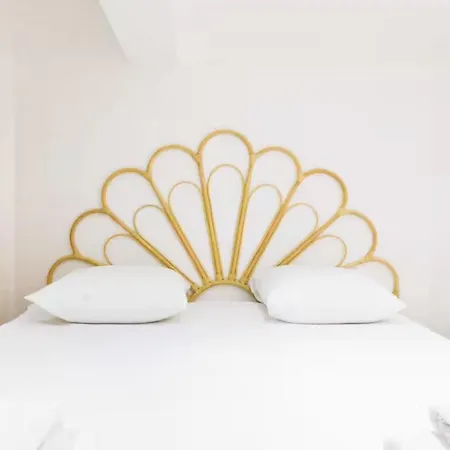 Beautiful Duplex - 2br 6p - Near Montmartre 아파트 *