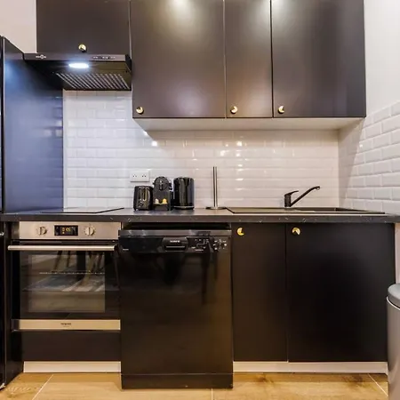 Beautiful Duplex - 2br 6p - Near Montmartre Lägenhet Paris